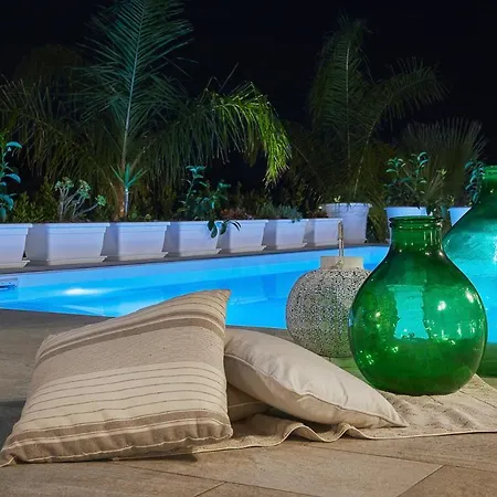Del Colle Con Piscina Privata * Ispica