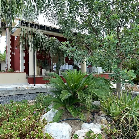 Del Colle Con Piscina Privata