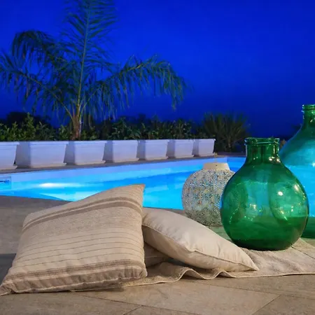 Del Colle Con Piscina Privata * Ispica