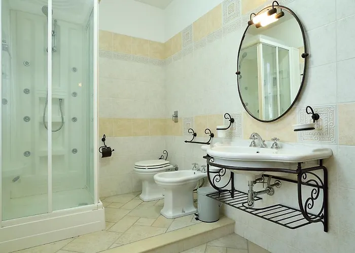 Del Colle Con Piscina Privata *