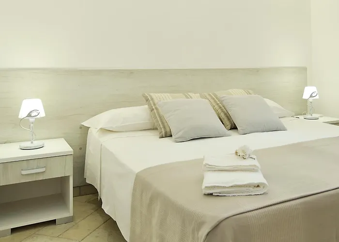 Del Colle Con Piscina Privata 빌라